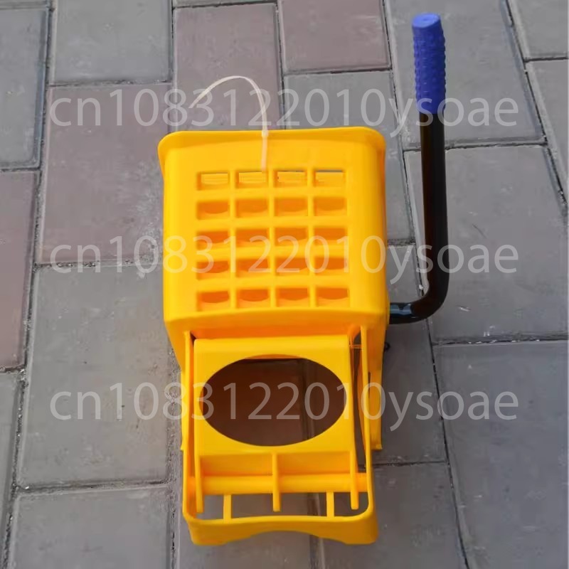 Heavy-Duty Squeeze Mop Bucket  - đánh giá và giá Heavy Equipment Bulldozer
